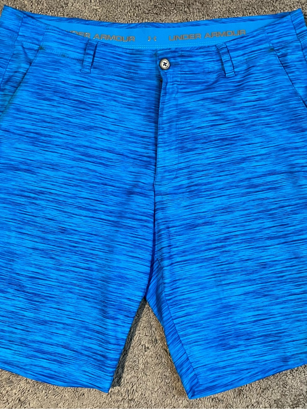Under Armour Bright Blue Athletic Comfort Light Weight Shorts - Men's Size 40.